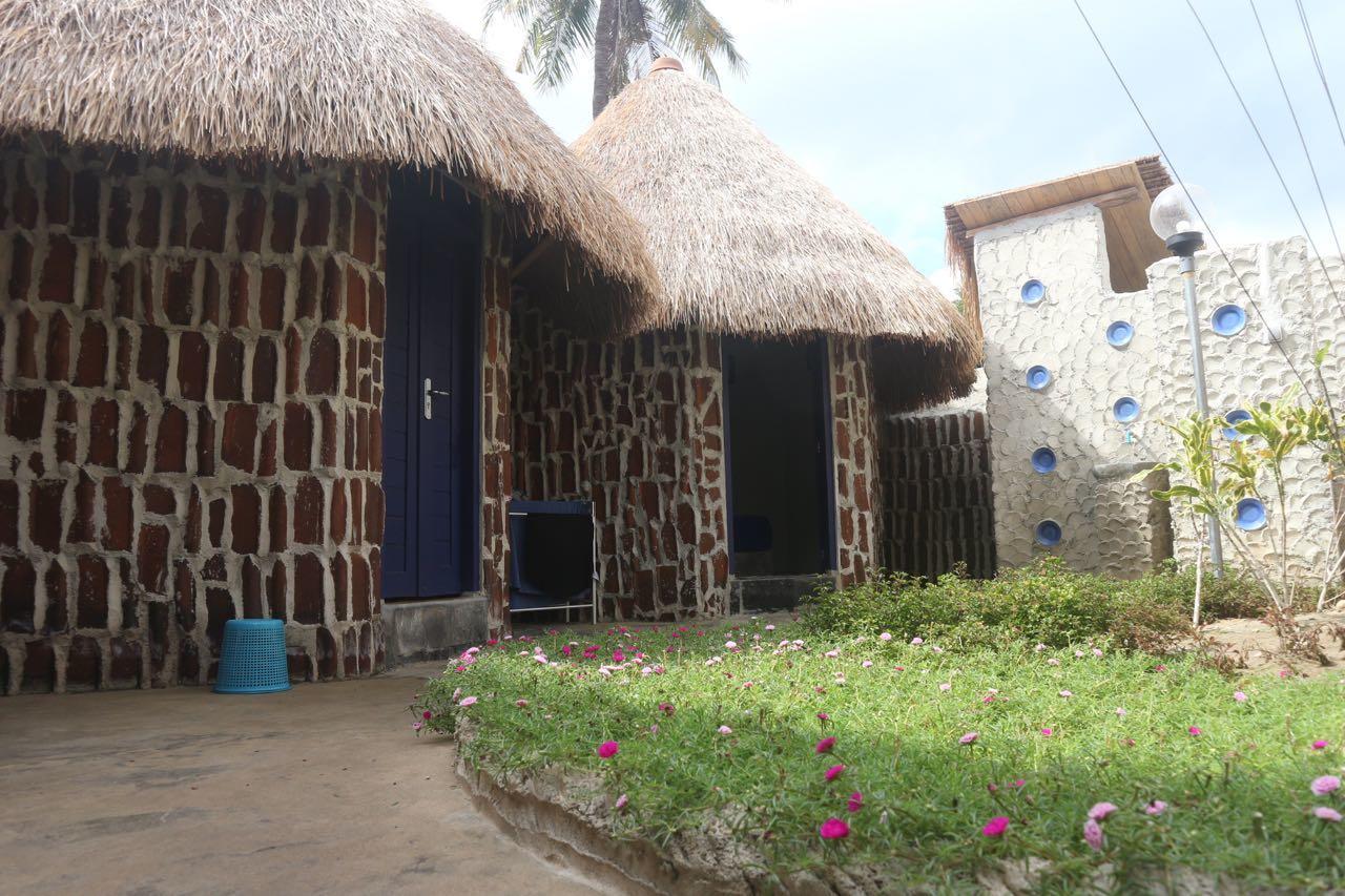 Dragonfly Hostel And Homestay Batununggul Exterior photo